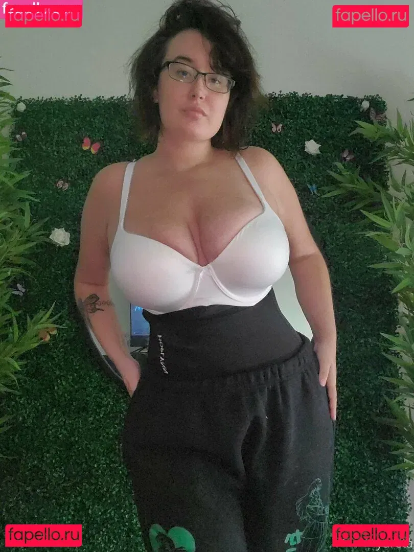 yureta2 Onlyfans Photo Gallery 