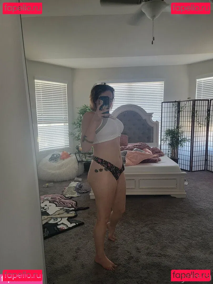 yureta2 Onlyfans Photo Gallery 