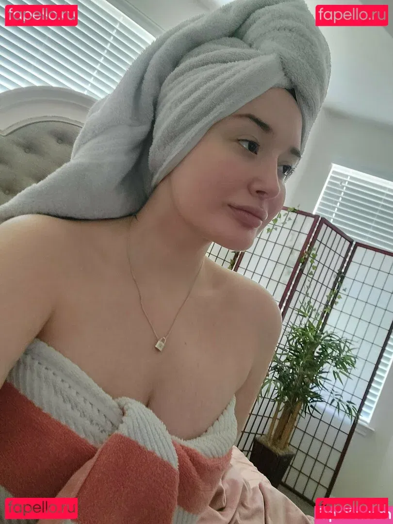 yureta2 Onlyfans Photo Gallery 