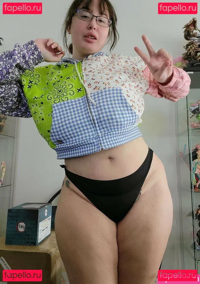 yureta2 Onlyfans Photo Gallery 