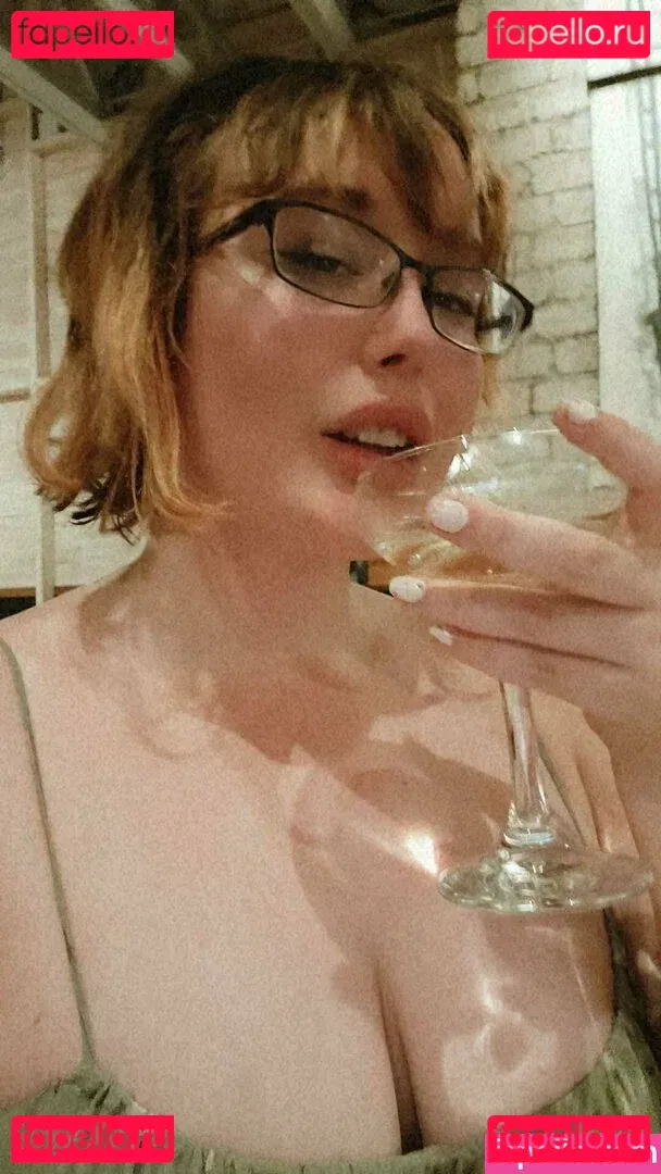 yureta2 Onlyfans Photo Gallery 