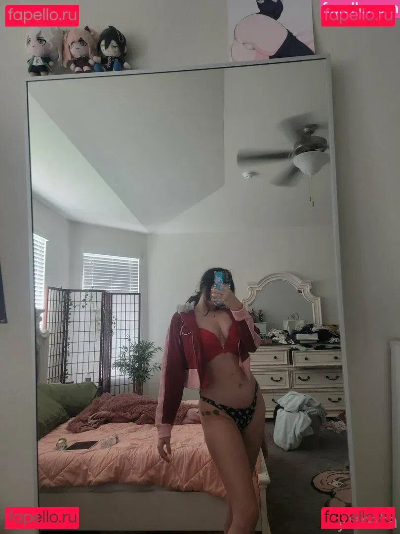 yureta2 Onlyfans Photo Gallery 