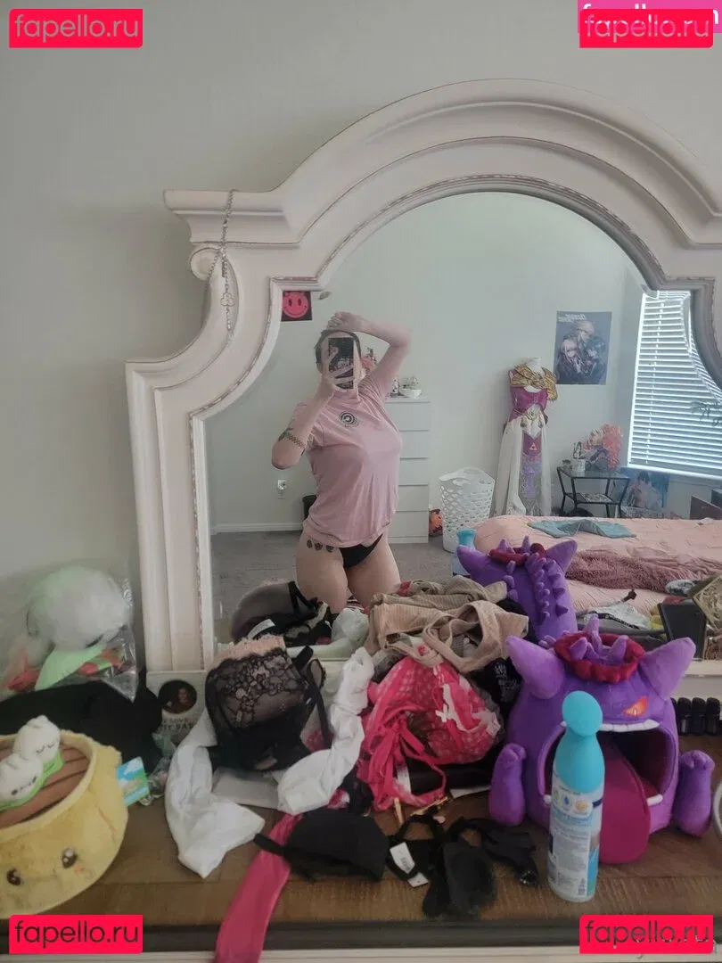 yureta2 Onlyfans Photo Gallery 