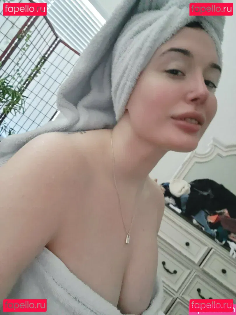 yureta2 Onlyfans Photo Gallery 