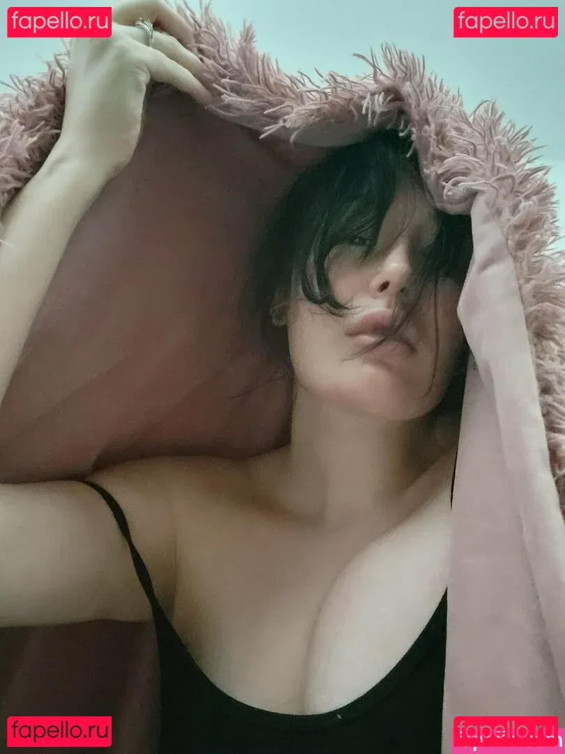 yureta2 Onlyfans Photo Gallery 