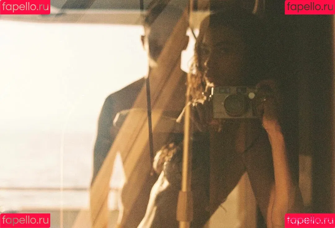 Kelly Gale Onlyfans Photo Gallery 