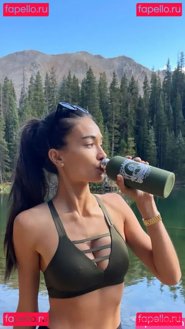 Kelly Gale Onlyfans Photo Gallery 