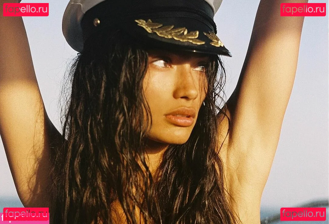 Kelly Gale Onlyfans Photo Gallery 
