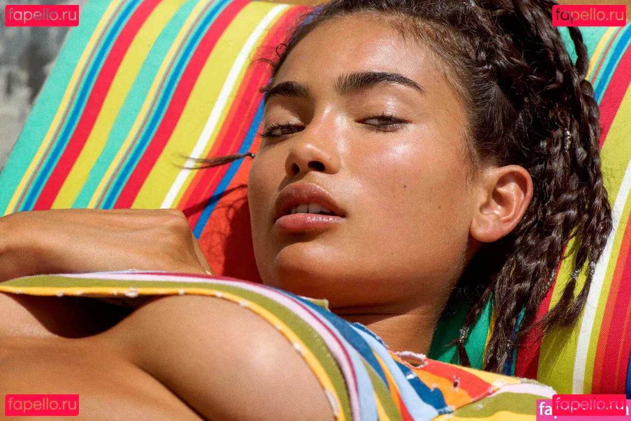 Kelly Gale Onlyfans Photo Gallery 