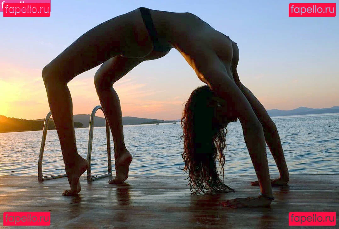 Kelly Gale Onlyfans Photo Gallery 