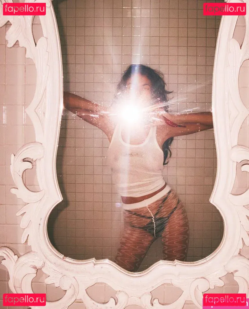 Kelly Gale Onlyfans Photo Gallery 