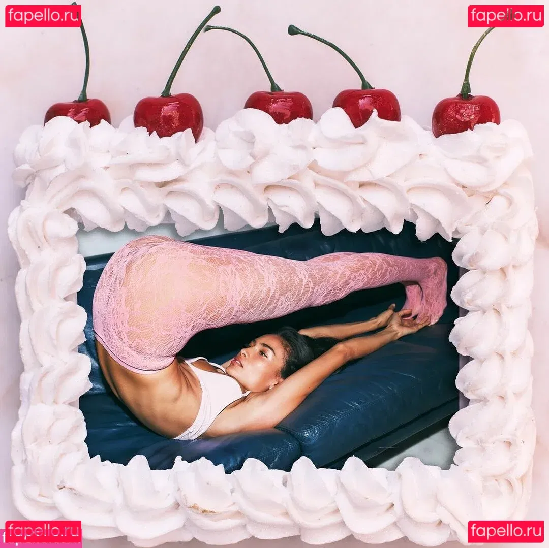 Kelly Gale Onlyfans Photo Gallery 