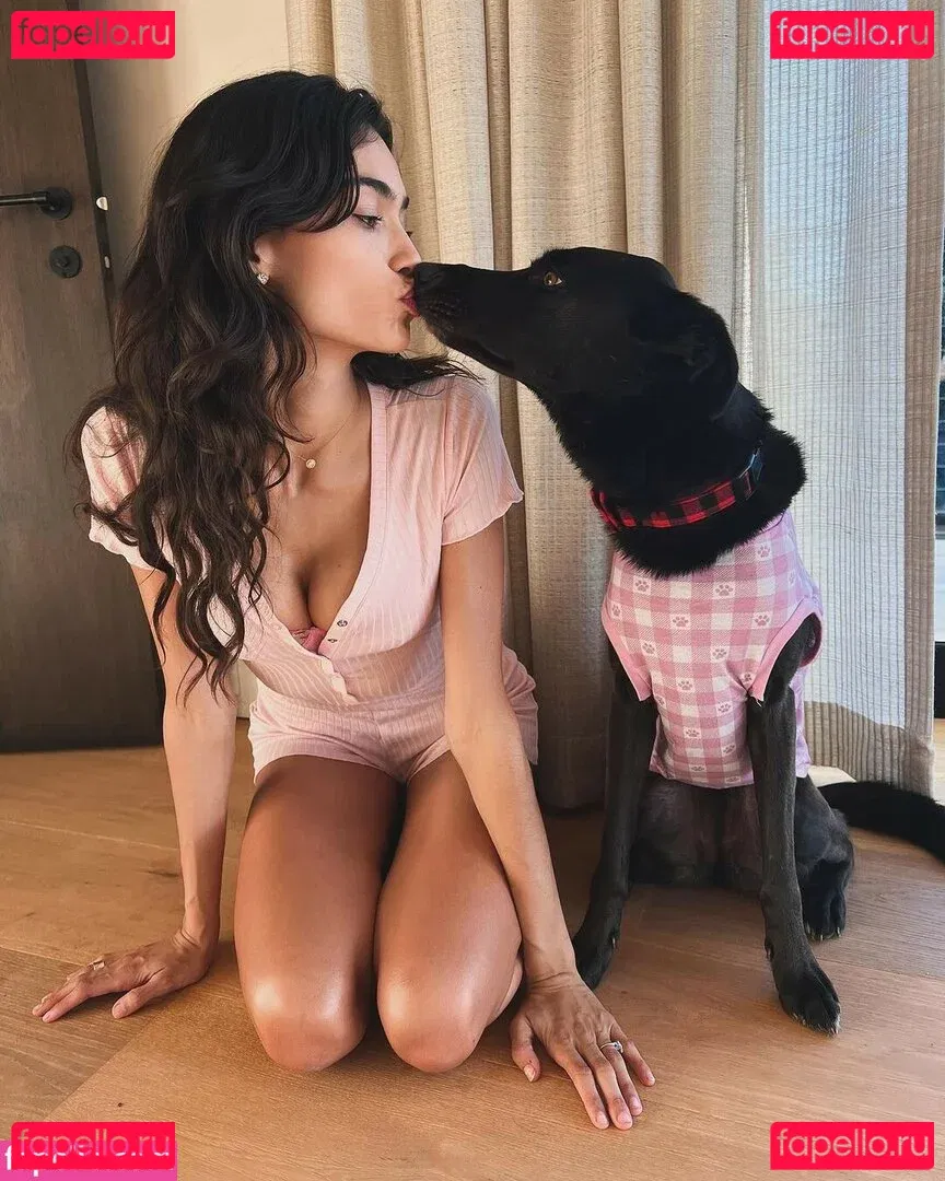 Kelly Gale Onlyfans Photo Gallery 