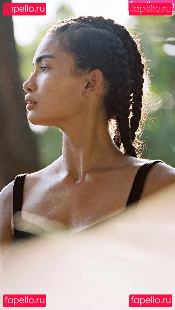 Kelly Gale Onlyfans Photo Gallery 