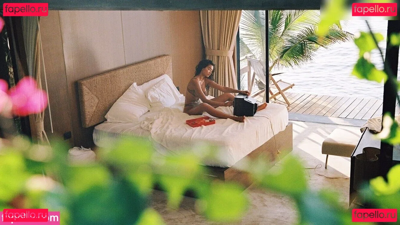 Kelly Gale Onlyfans Photo Gallery 