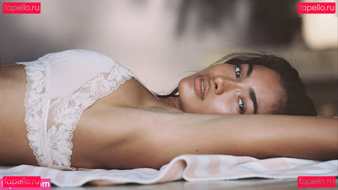 Kelly Gale Onlyfans Photo Gallery 