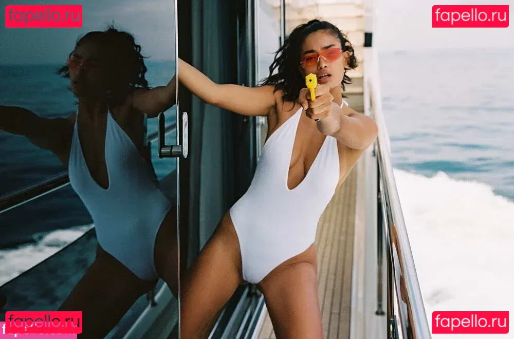 Kelly Gale Onlyfans Photo Gallery 