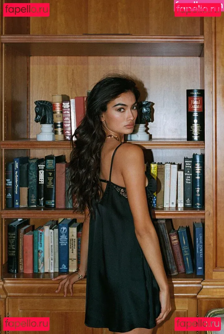 Kelly Gale Onlyfans Photo Gallery 