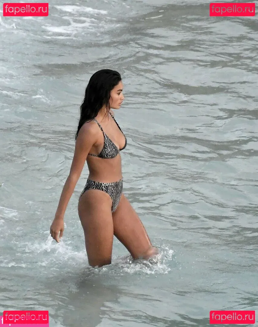 Kelly Gale Onlyfans Photo Gallery 