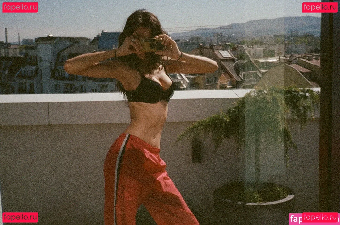 Kelly Gale Onlyfans Photo Gallery 