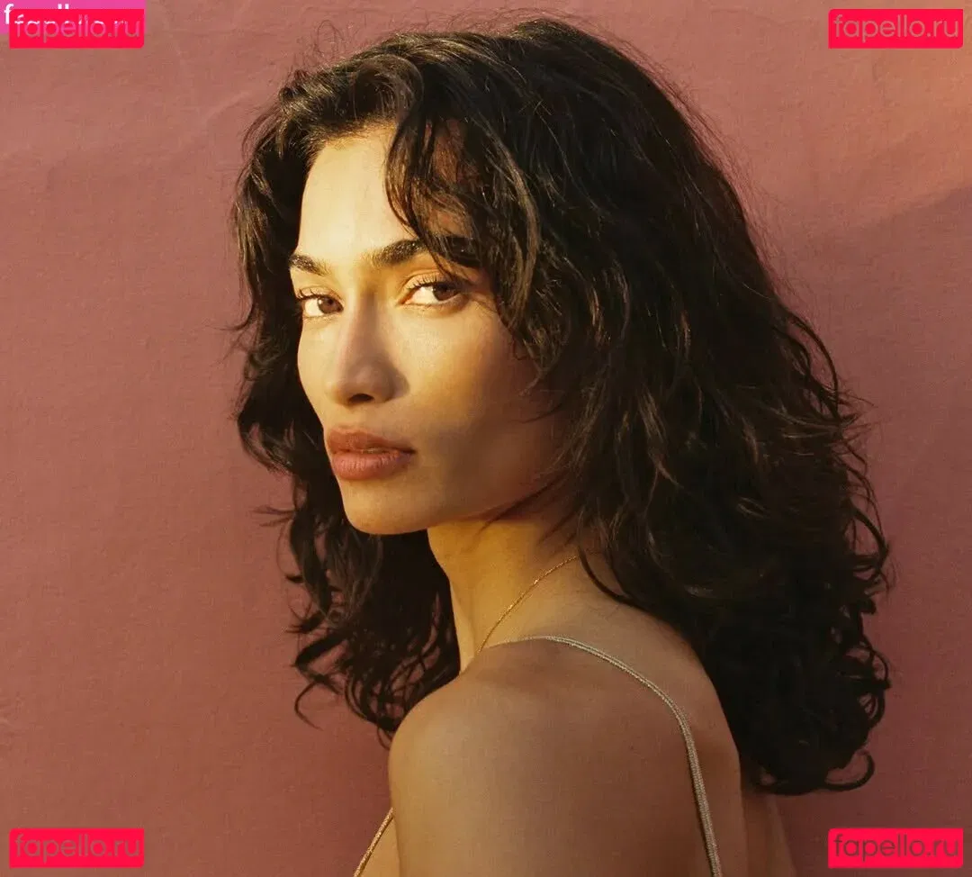 Kelly Gale Onlyfans Photo Gallery 