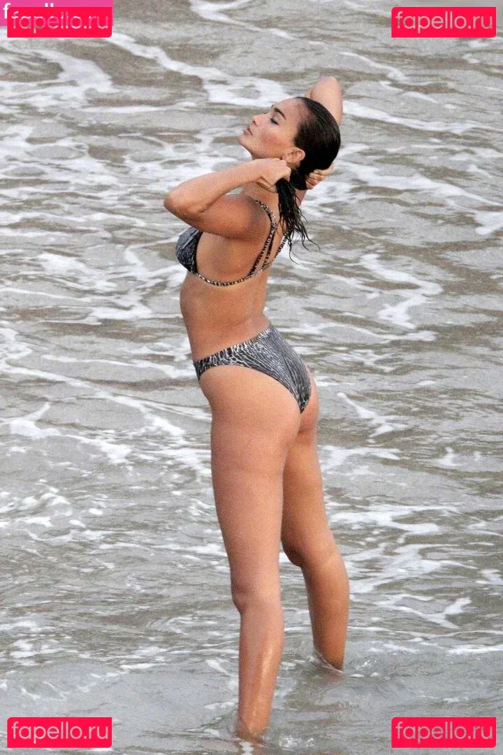 Kelly Gale Onlyfans Photo Gallery 