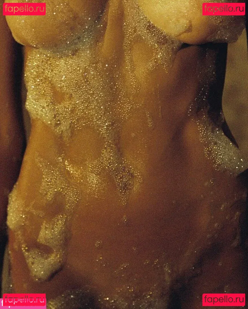 Kelly Gale Onlyfans Photo Gallery 