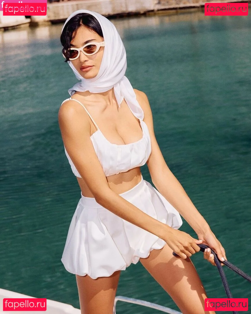 Kelly Gale Onlyfans Photo Gallery 