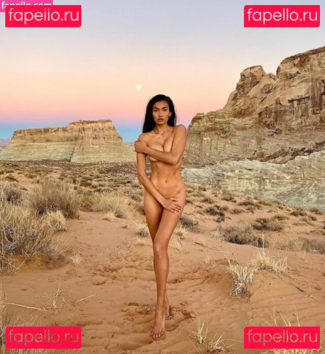 Kelly Gale Onlyfans Photo Gallery 