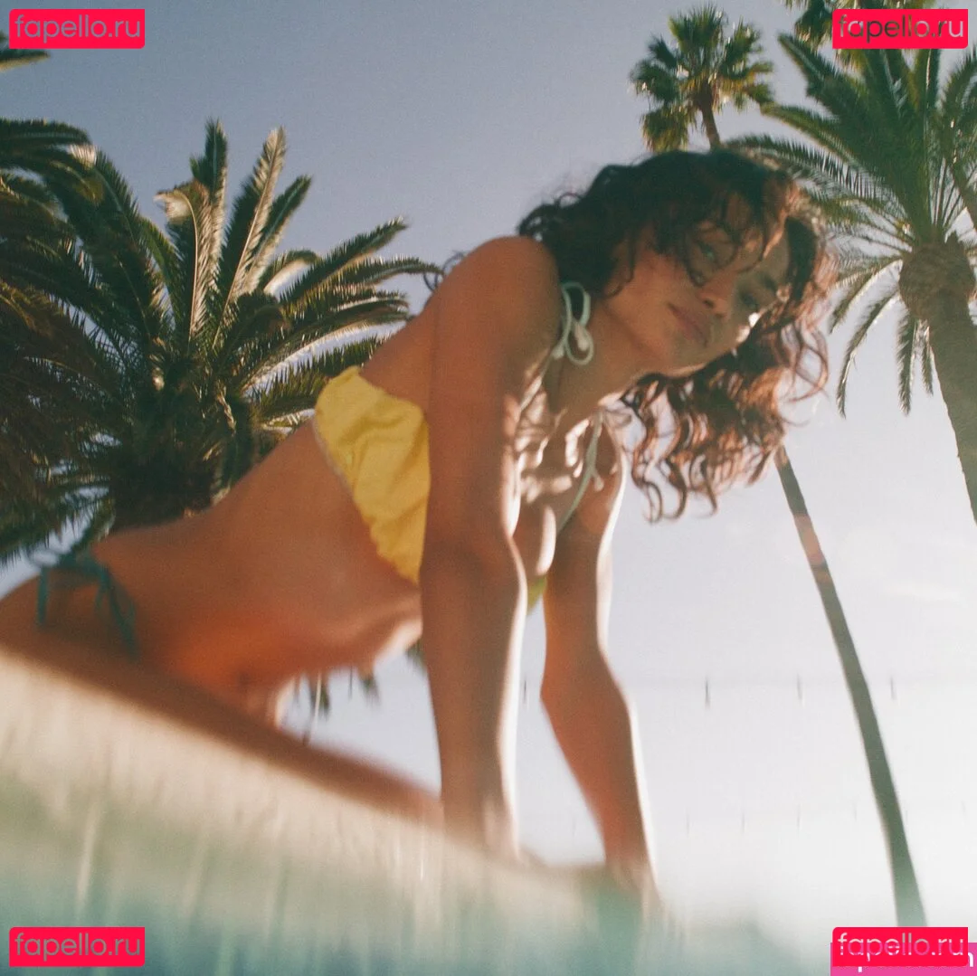 Kelly Gale Onlyfans Photo Gallery 