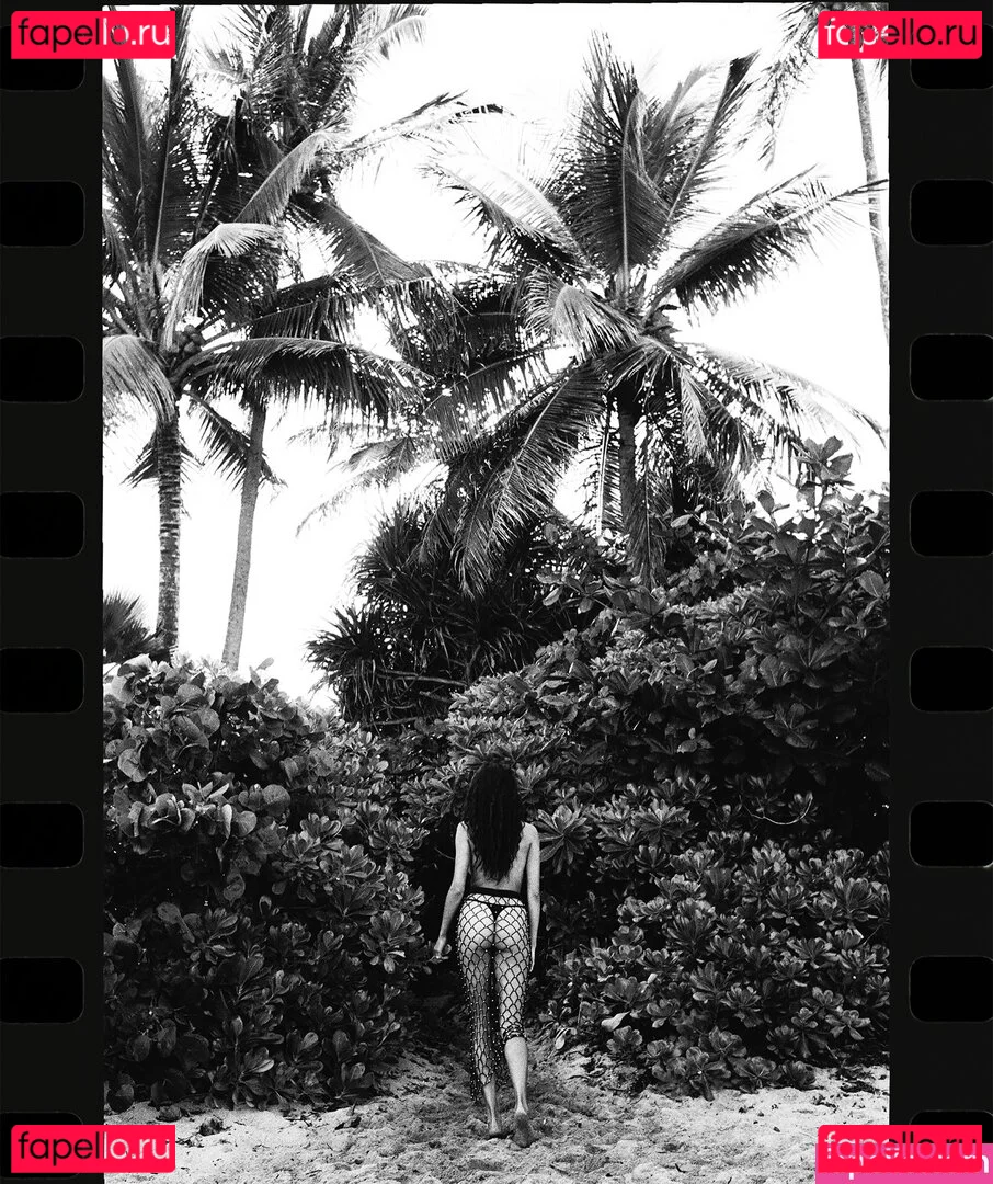 Kelly Gale Onlyfans Photo Gallery 