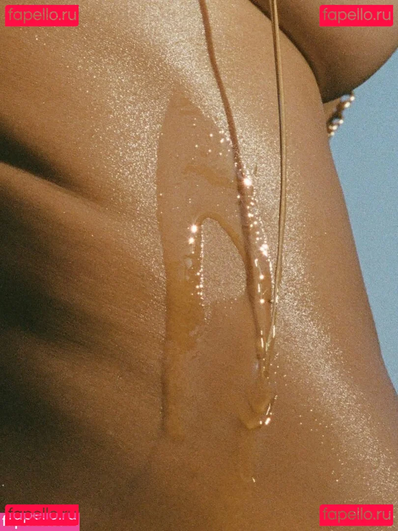 Kelly Gale Onlyfans Photo Gallery 