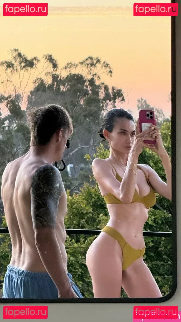 Kelly Gale Onlyfans Photo Gallery 