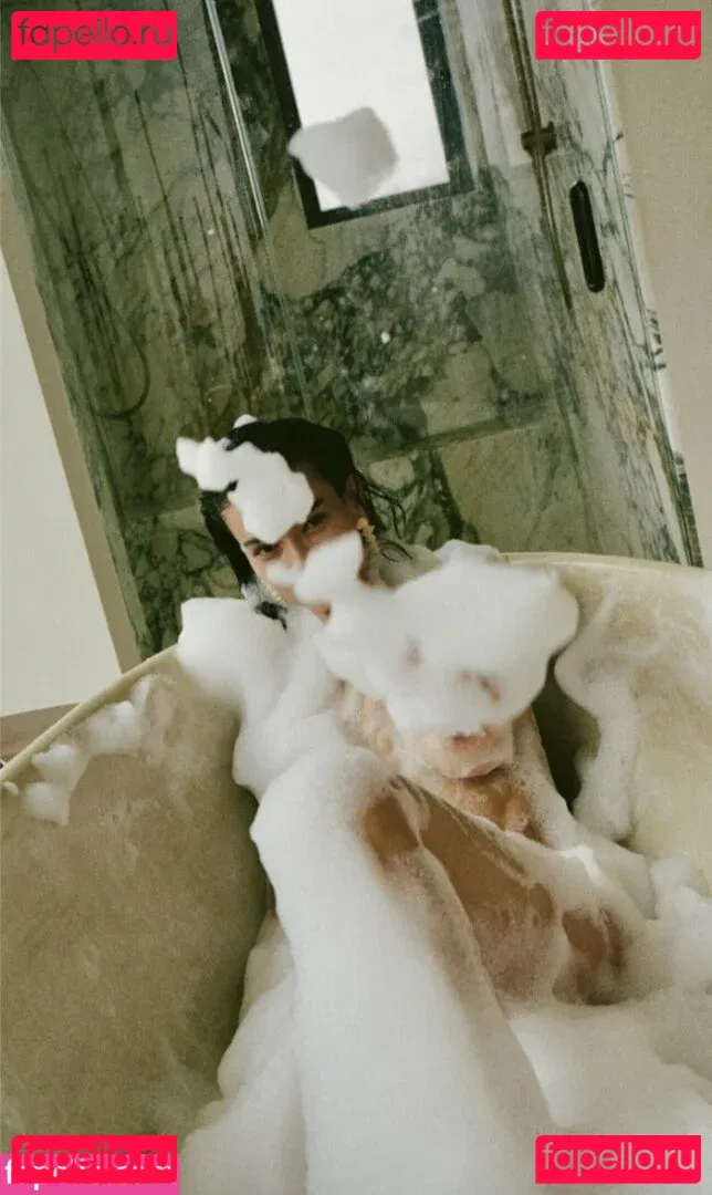 Kelly Gale Onlyfans Photo Gallery 