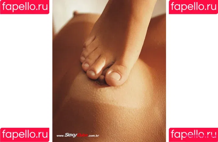 Julia Paes Onlyfans Photo Gallery 