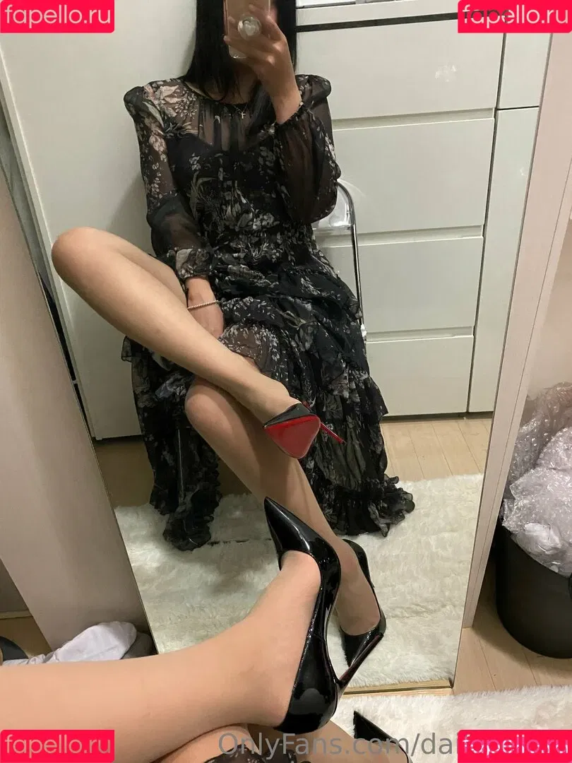 dailysungy Onlyfans Photo Gallery 