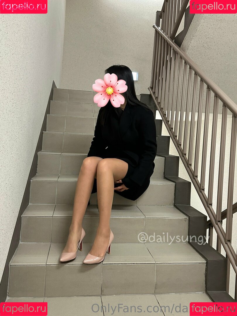 dailysungy Onlyfans Photo Gallery 