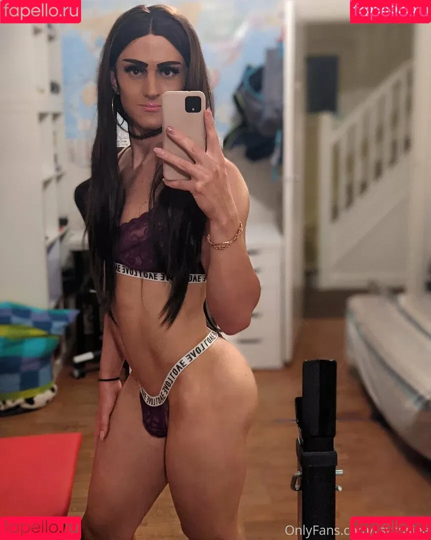 tayrosiee Onlyfans Photo Gallery 