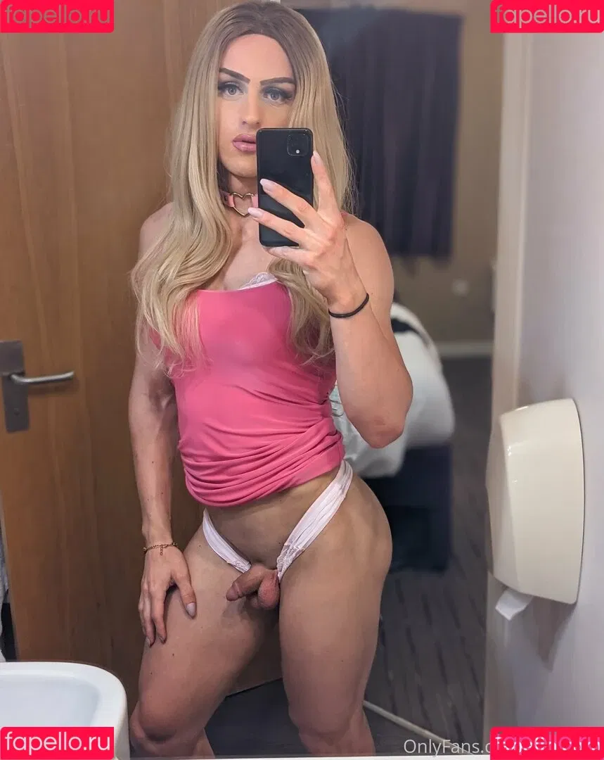 tayrosiee Onlyfans Photo Gallery 