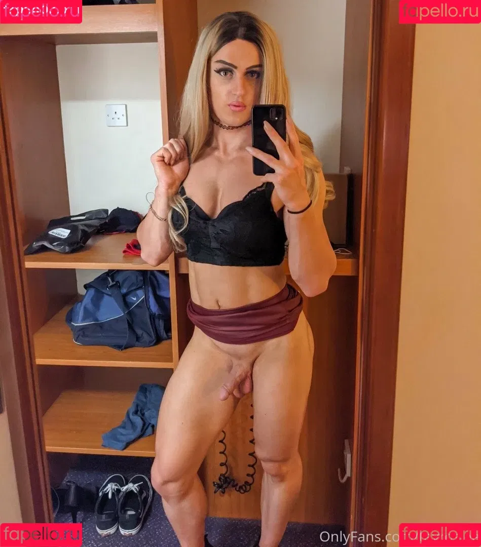 tayrosiee Onlyfans Photo Gallery 