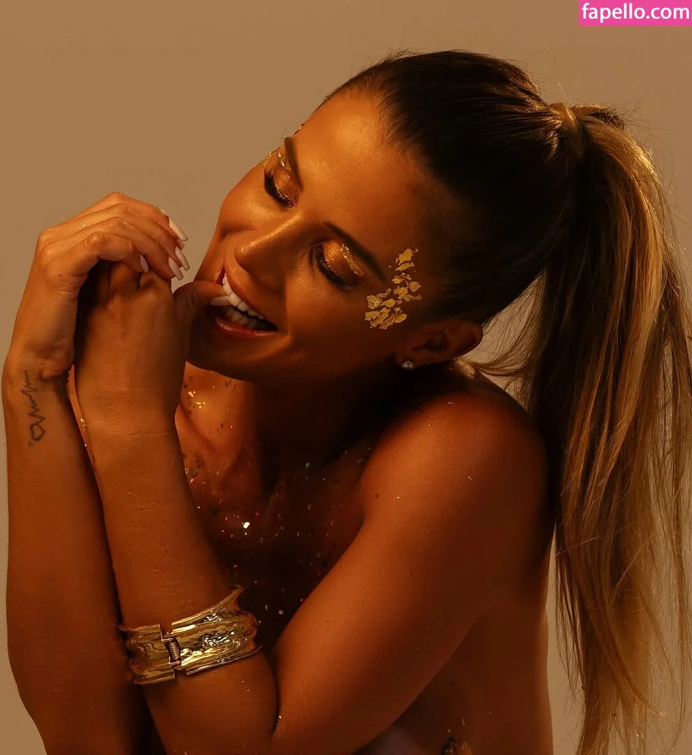 Vanessinha Vailatti Onlyfans Photo Gallery 