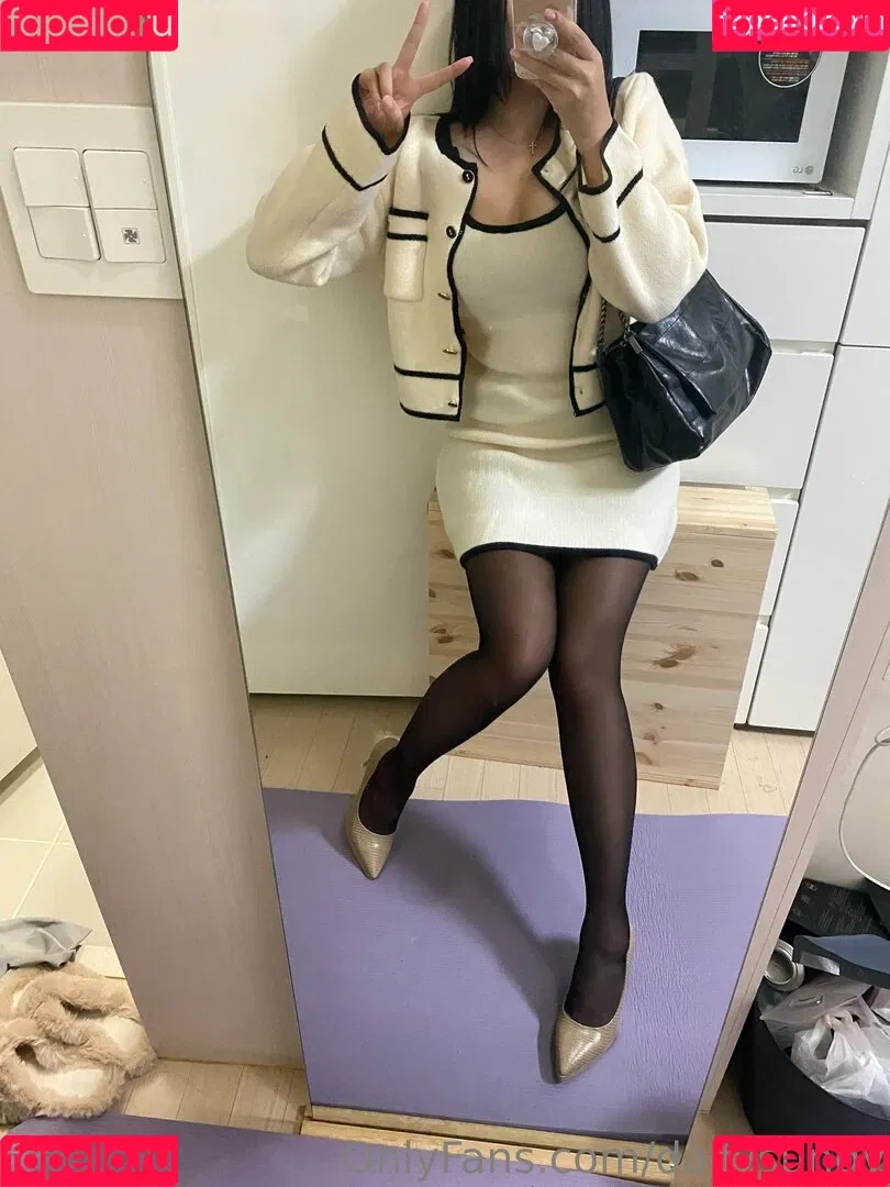dailysungy Onlyfans Photo Gallery 
