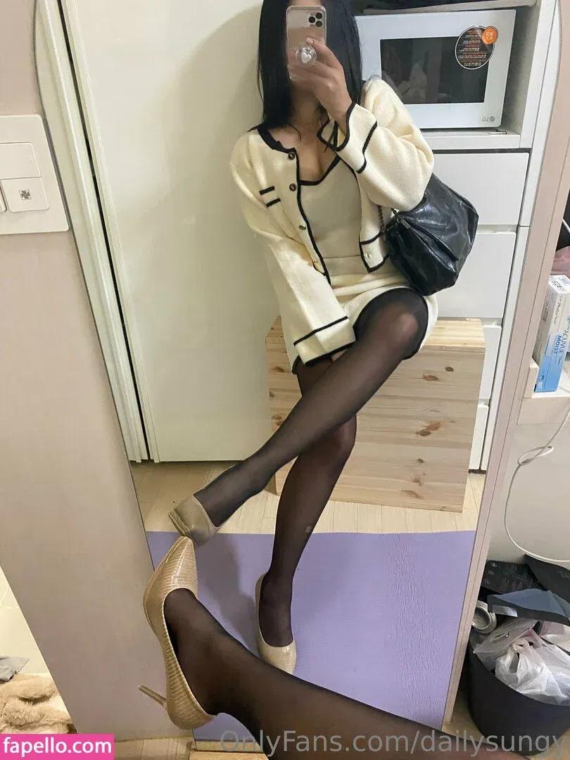 dailysungy Onlyfans Photo Gallery 