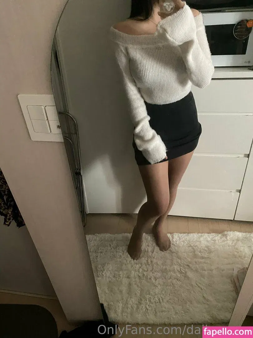 dailysungy Onlyfans Photo Gallery 