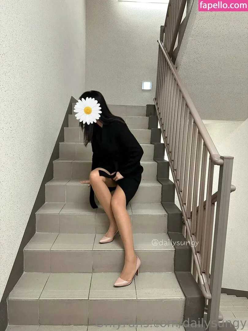 dailysungy Onlyfans Photo Gallery 