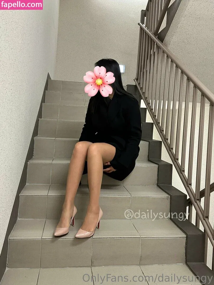 dailysungy Onlyfans Photo Gallery 