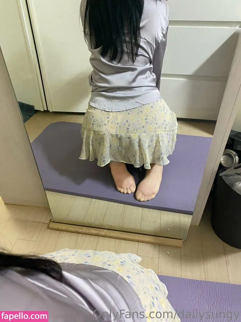 dailysungy Onlyfans Photo Gallery 