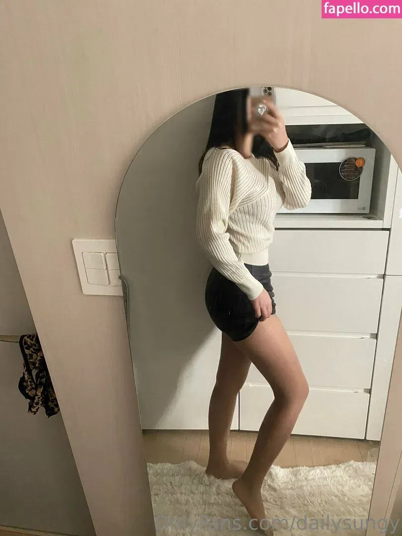 dailysungy Onlyfans Photo Gallery 