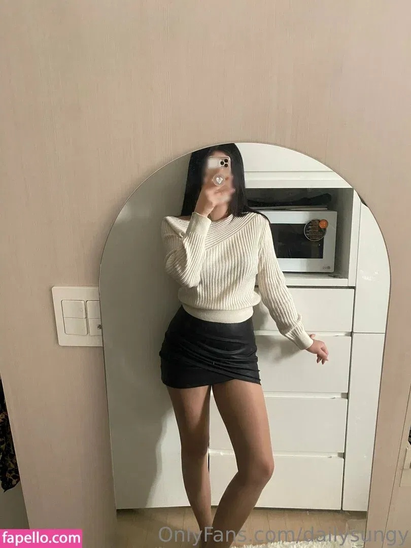 dailysungy Onlyfans Photo Gallery 