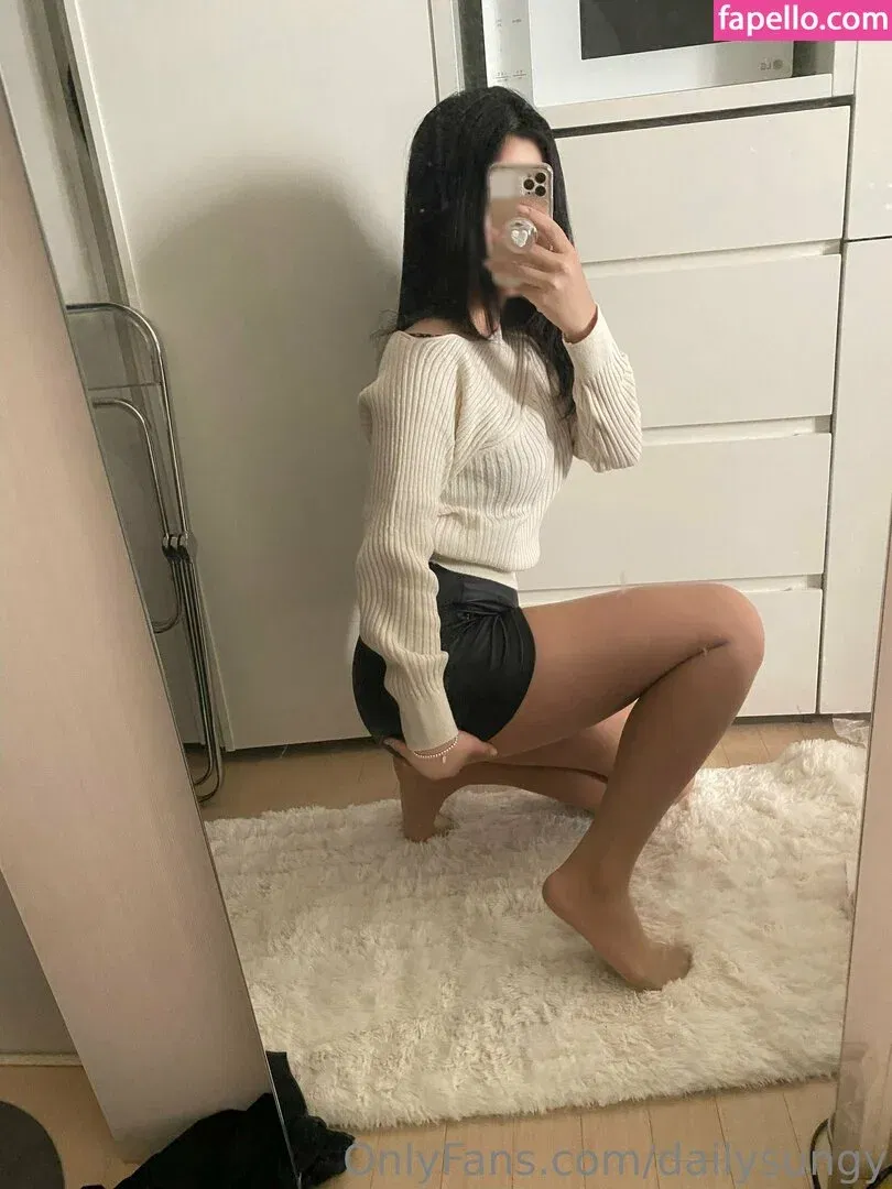 dailysungy Onlyfans Photo Gallery 